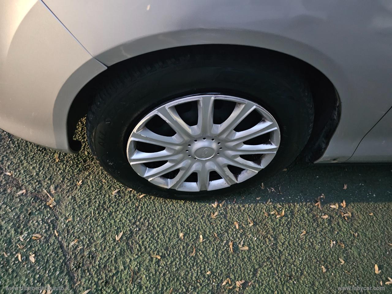FORD B-Max 1.4 90 CV GPL Business