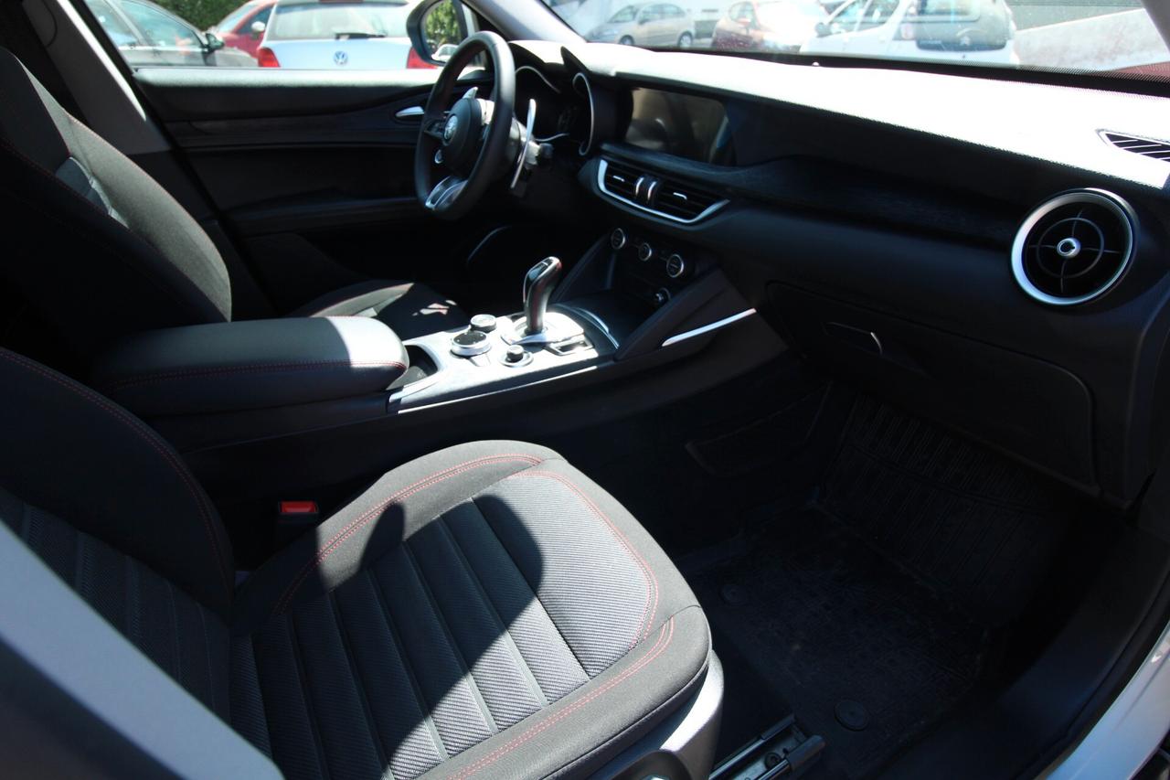 Alfa Romeo Stelvio 2.2 Turbodiesel 190 CV AT8 RWD Executive