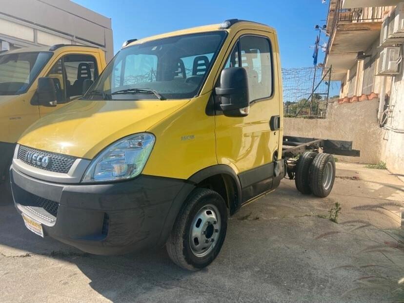 Iveco Daily 35c12 e 35c13 frigo o a telaio passo 3000