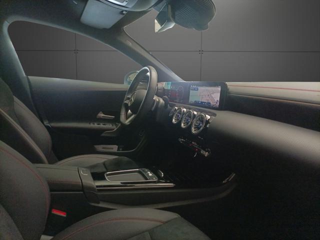 MERCEDES-BENZ CLA 180 Automatic Shooting Brake AMG Line Advanced Plus