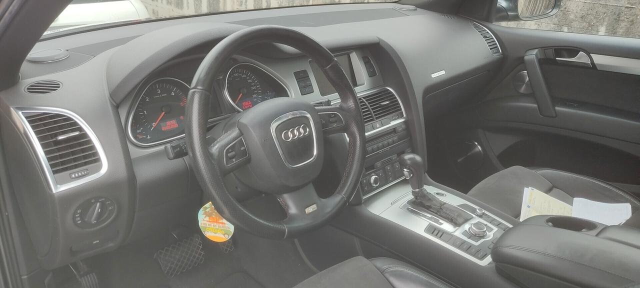 Audi Q7 3.0 V6 TDI S-LINE 240 CV quattro tiptronic Plus