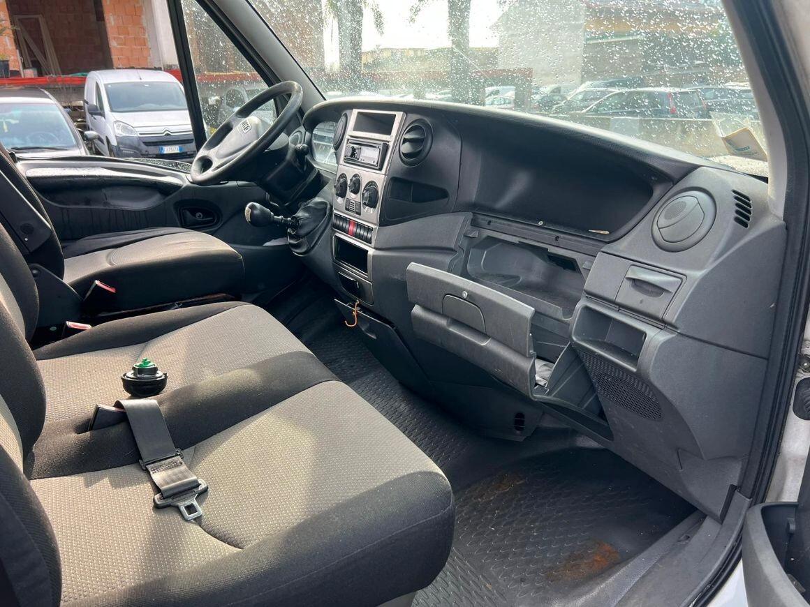 Iveco Ecodaily 35C18 3.0 Hpt PM-RG Cabinato