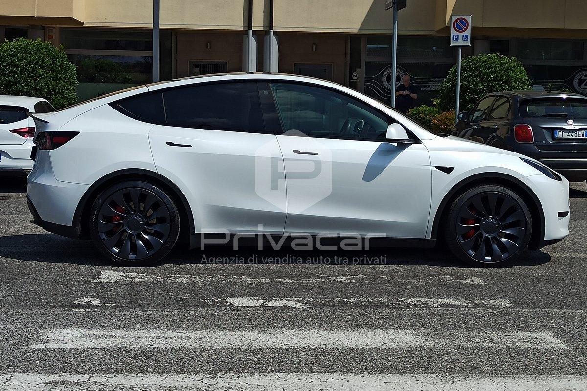 TESLA Model Y AWD Performance