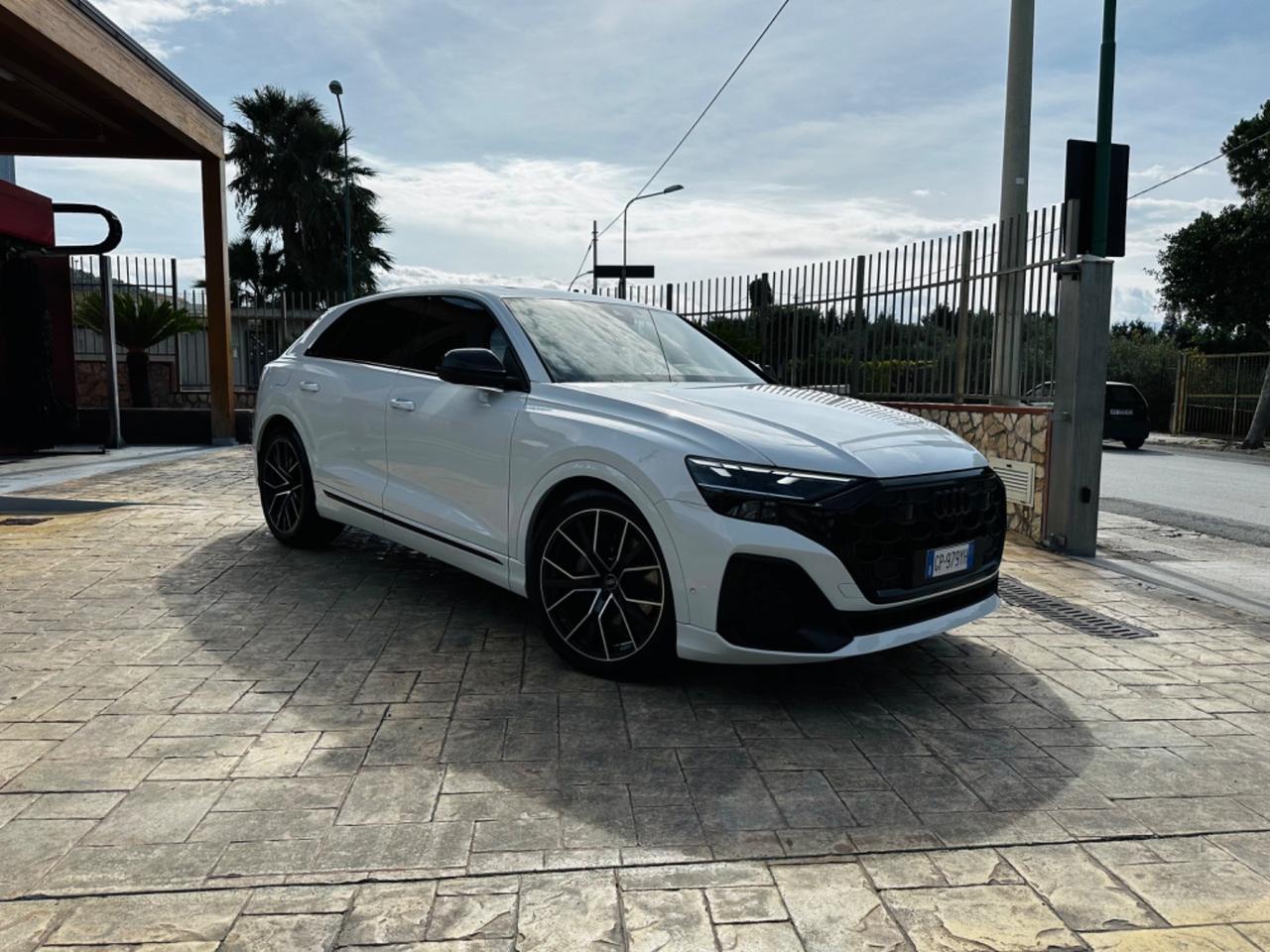 Audi Q8 SUV 45 TDI quattro tiptronic S line edition