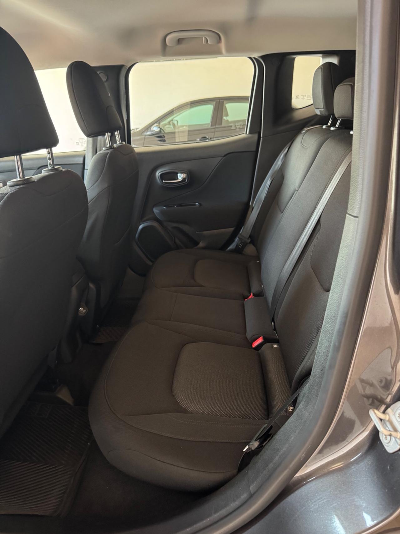 Jeep Renegade 1.6 Mjt 130 CV Longitude