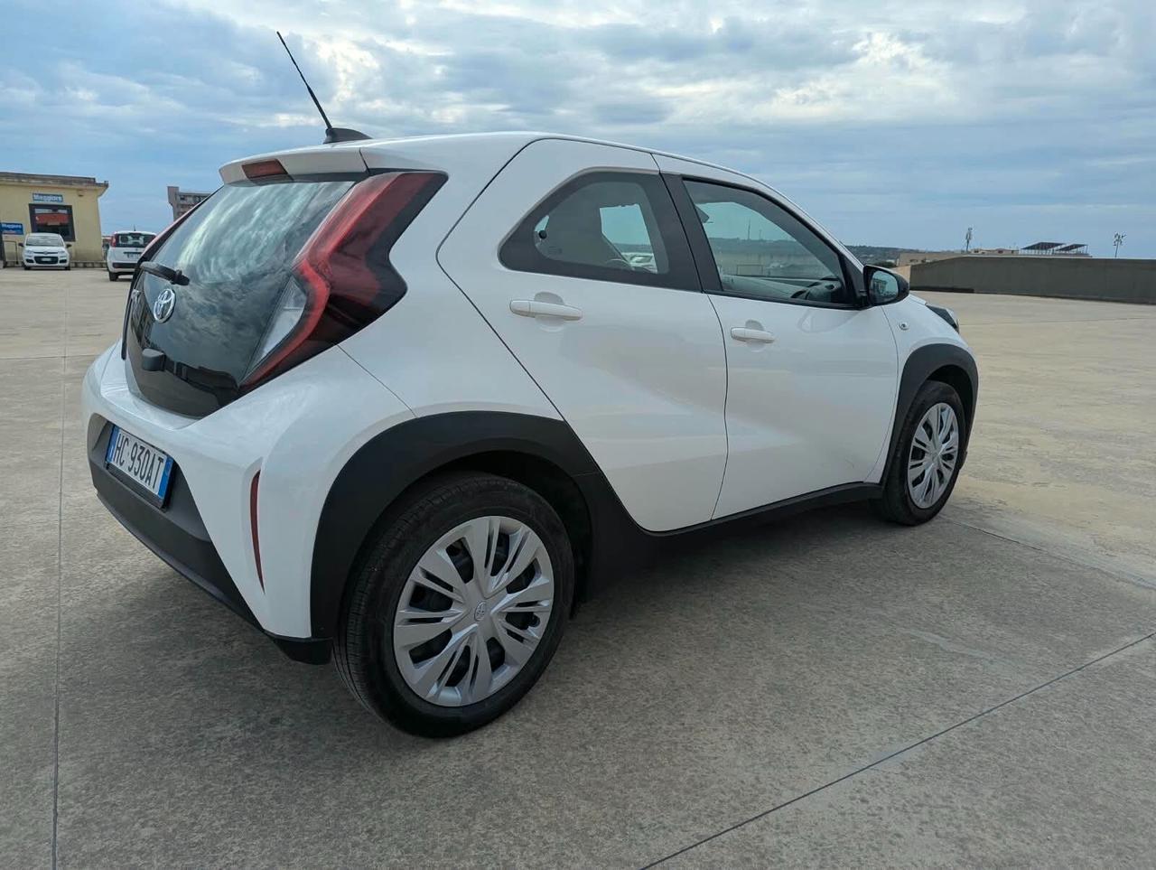 Toyota Aygo X 1.0 VVT-i 72 CV 5 porte Active S-CVT