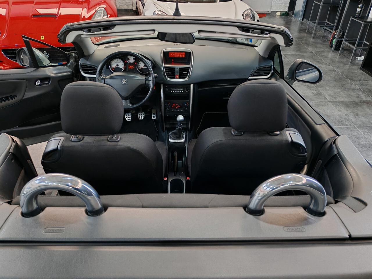 Peugeot 207 1.6 8V HDi 112CV CC Allure