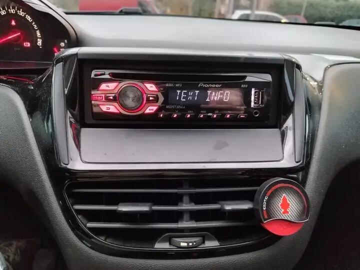 Peugeot 208 1.2 VTi 82 CV 5 porte Access