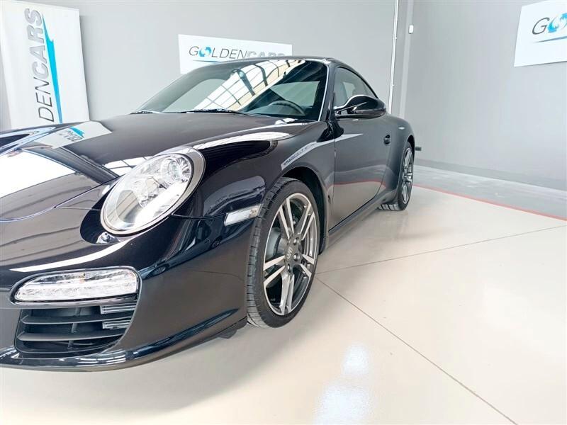 Porsche 911 Carrera Coupé Black Edition