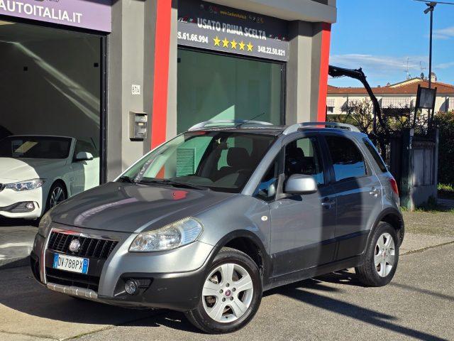 FIAT Sedici 1.6 16V 4x4 Dynamic Clima Autom C.L 16" Radio CD
