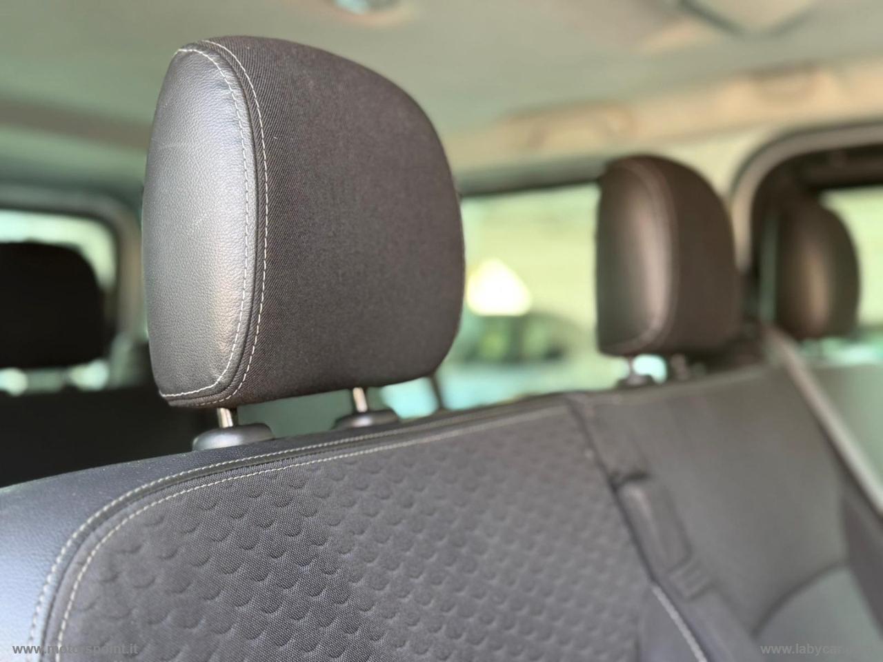 Vivaro 27 1.6 BiT. EcoF. PC-TN Combi
