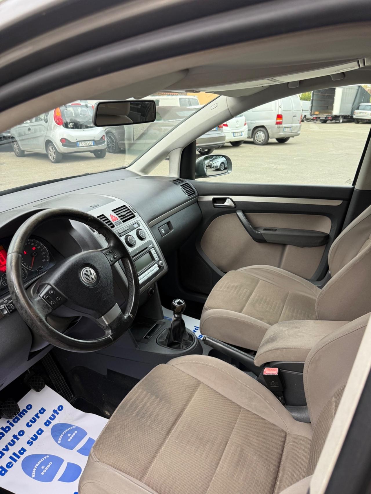 Volkswagen Touran 2.0 Highline Ecofuel 7 posti