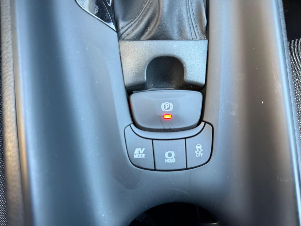 Toyota C-HR Active 1.8 HEV #11384