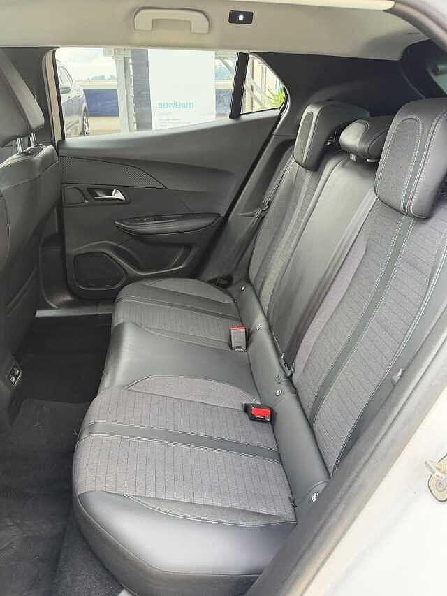 Peugeot 2008 PureTech 130 S&S Allure Pack