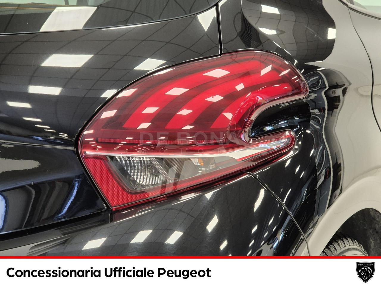 Peugeot 208 5p 1.2 puretech active s&s 82cv neopatentati