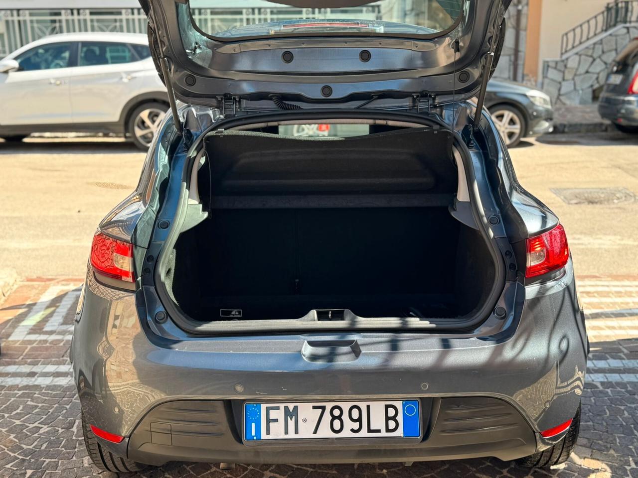 Renault Clio TCe 12V 90 CV GPL 5 porte Intens