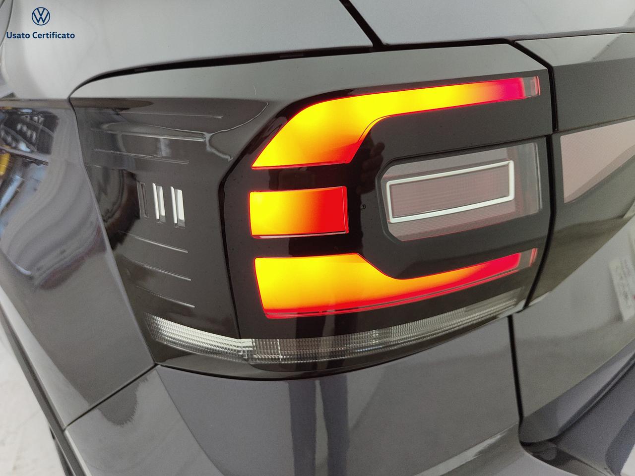 VOLKSWAGEN T-Cross - T-Cross 1.0 TSI Sport