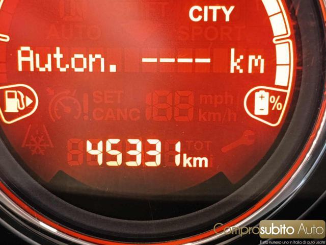 FIAT 500 1.0 Hybrid Red