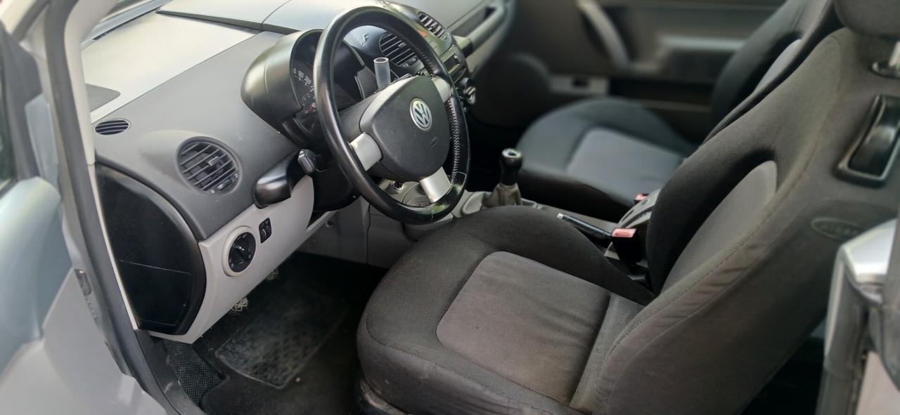 Volkswagen New Beetle 1.9 TDI 101CV Cabrio