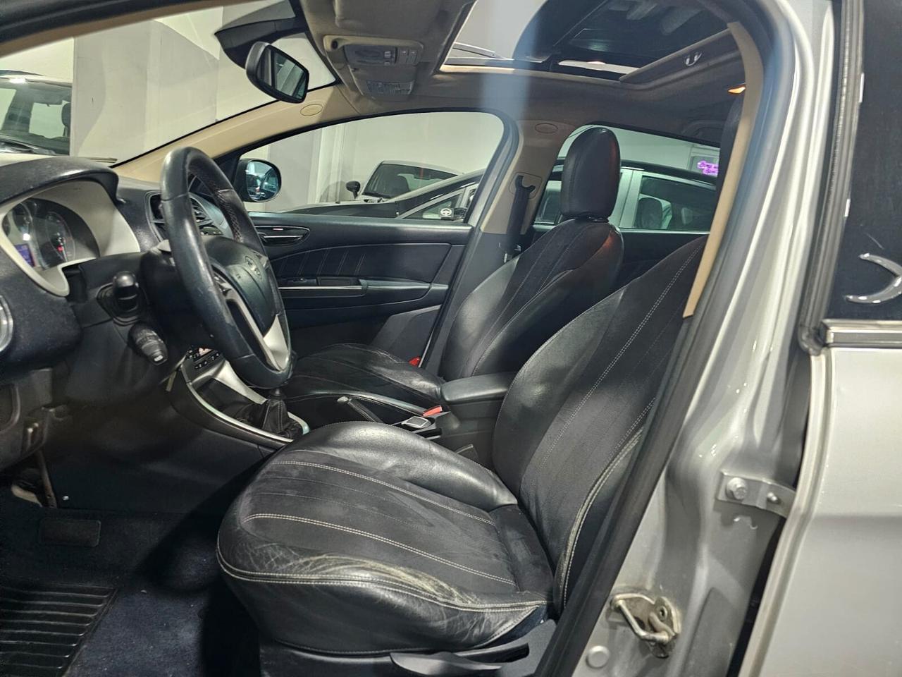 NUOVA LANCIA DELTA PLATINO 1.6 MJT 120CV - TETTO PANORAMICO APRIBILE