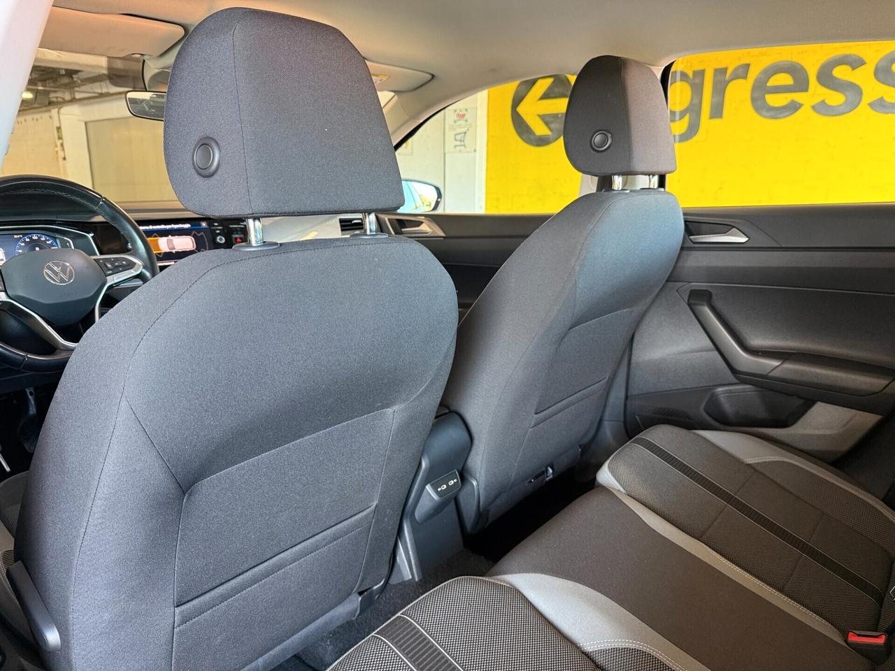 Volkswagen Polo 1.0 TSI Style 2022 - 57.000 km Certificati - Garanzia 12 Mesi - Aprilia