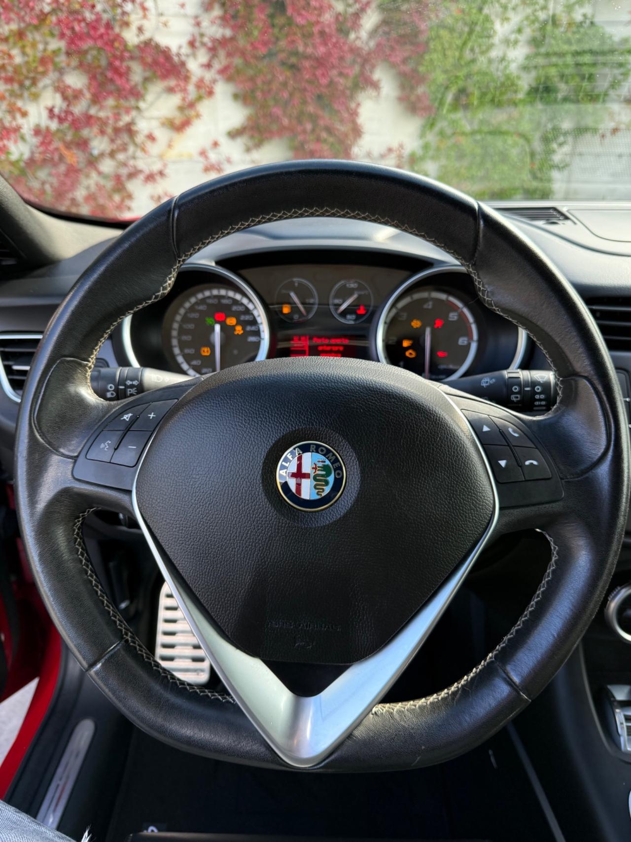 Alfa Romeo Giulietta 2.0 JTDm-2 150 CV QV Line