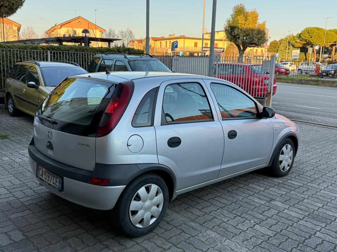 Opel Corsa 1.2i 16V cat 5 porte Comfort