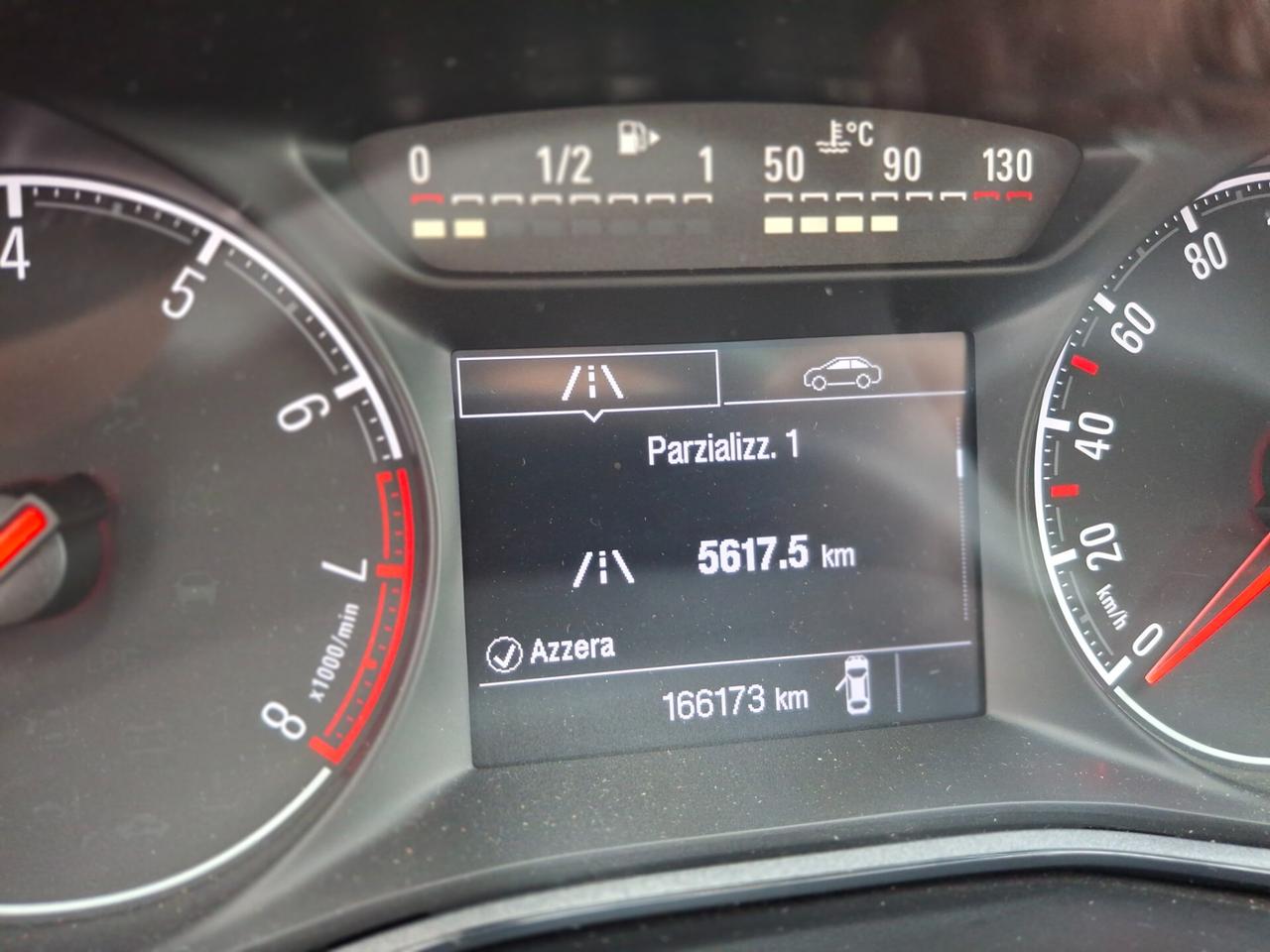 Opel Corsa 1.4. GPL,5 porte b-Color