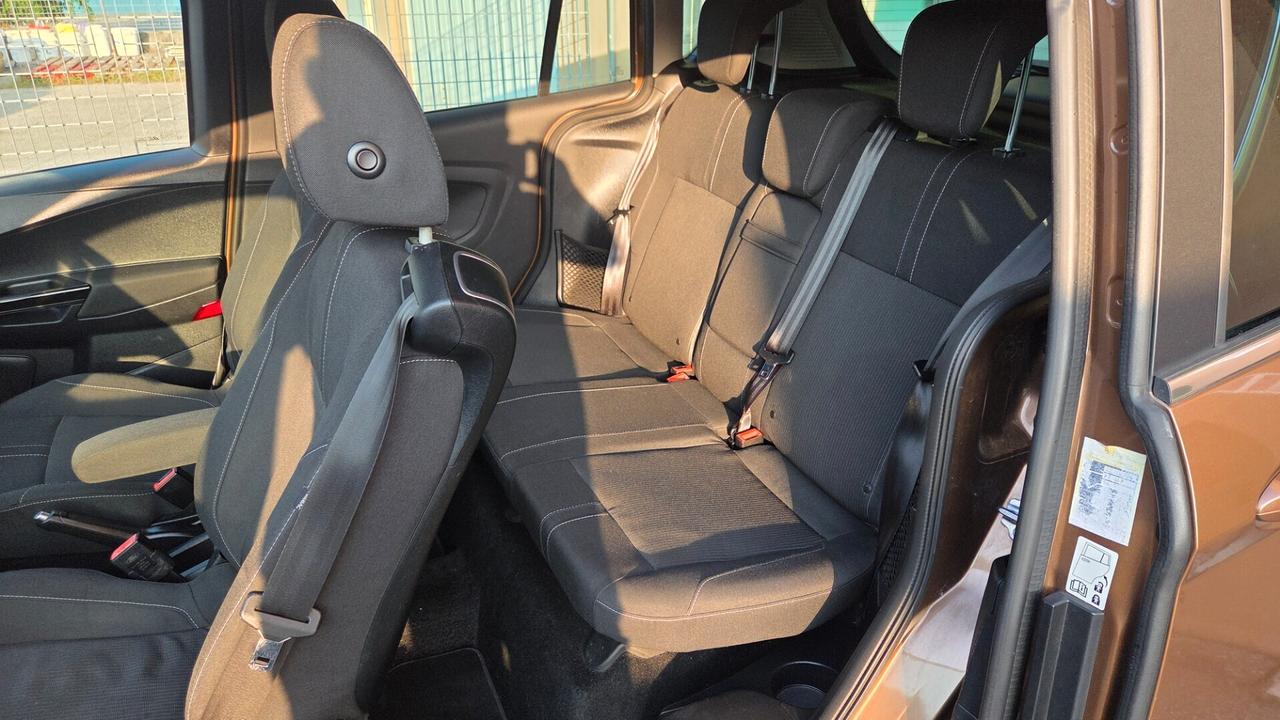 Ford B-Max 1.6 105 CV Powershift Titanium neo patentati
