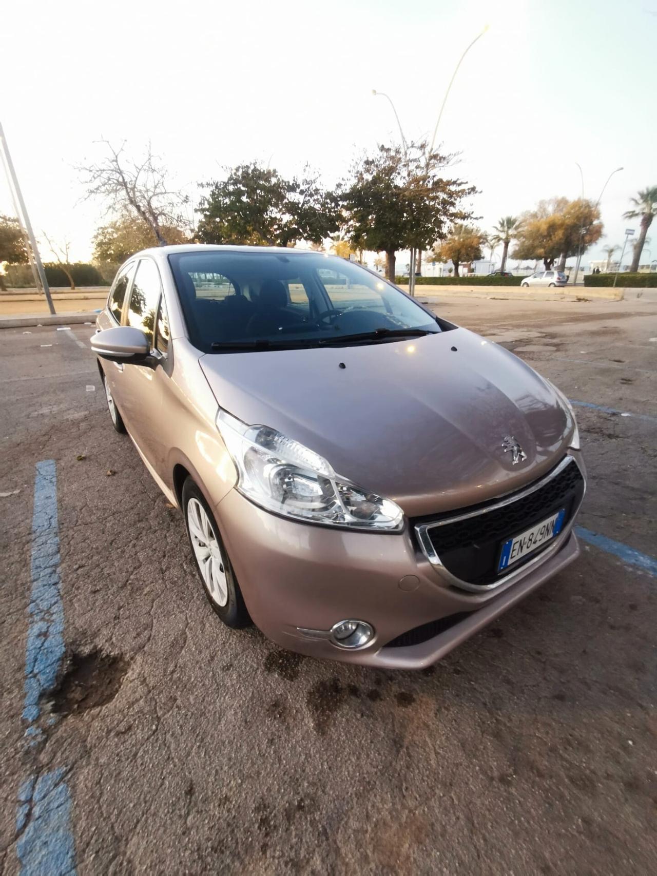 Peugeot 208 1.6 e-HDi 92CV 5P. Allure SUPERPREZZO