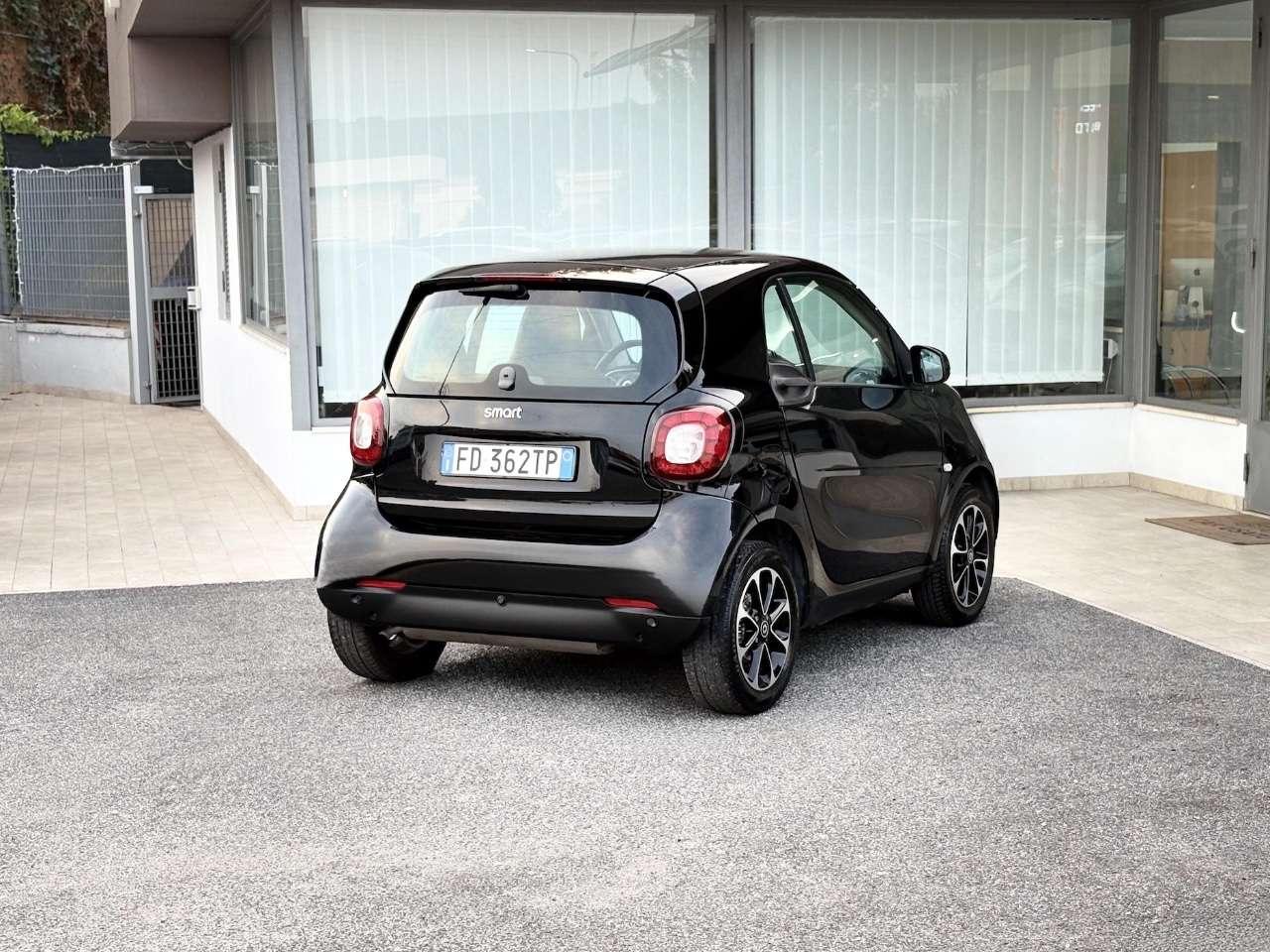 smart forTwo 1.0 Benzina 71CV E6 Automatico - 2016