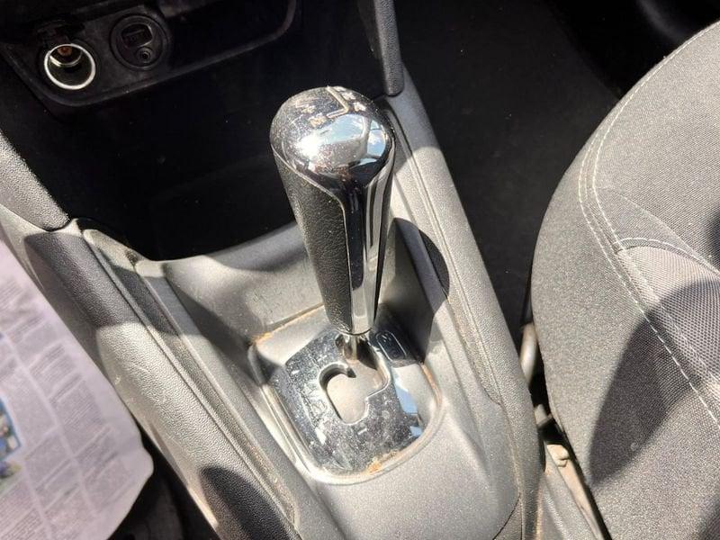 Peugeot 208 1.2 e-VTi 82 CV Stop&Start ETG5 LEGGI