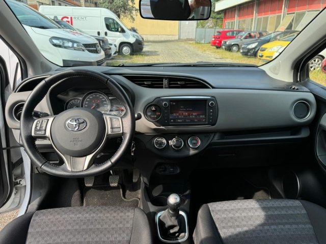 TOYOTA Yaris 1.0 5 porte Lounge