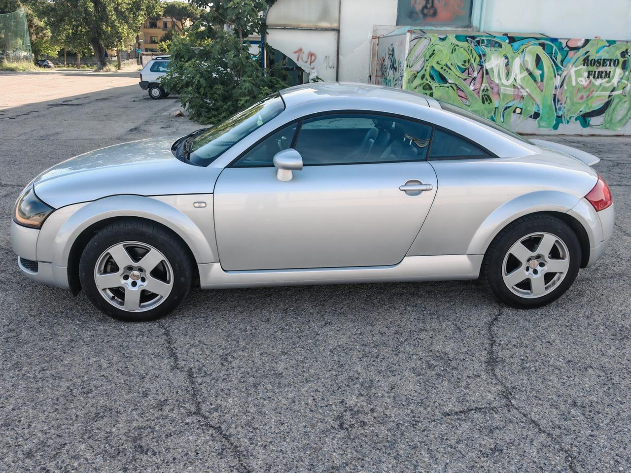 Audi TT AUDI TT 1.8 20V 180CV PREZZO TRATTABILE DOPO VISIONE.
