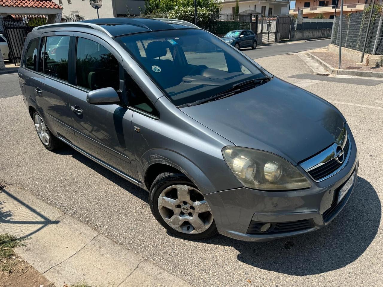 Opel Zafira 1.9 16V CDTI 150CV Cosmo