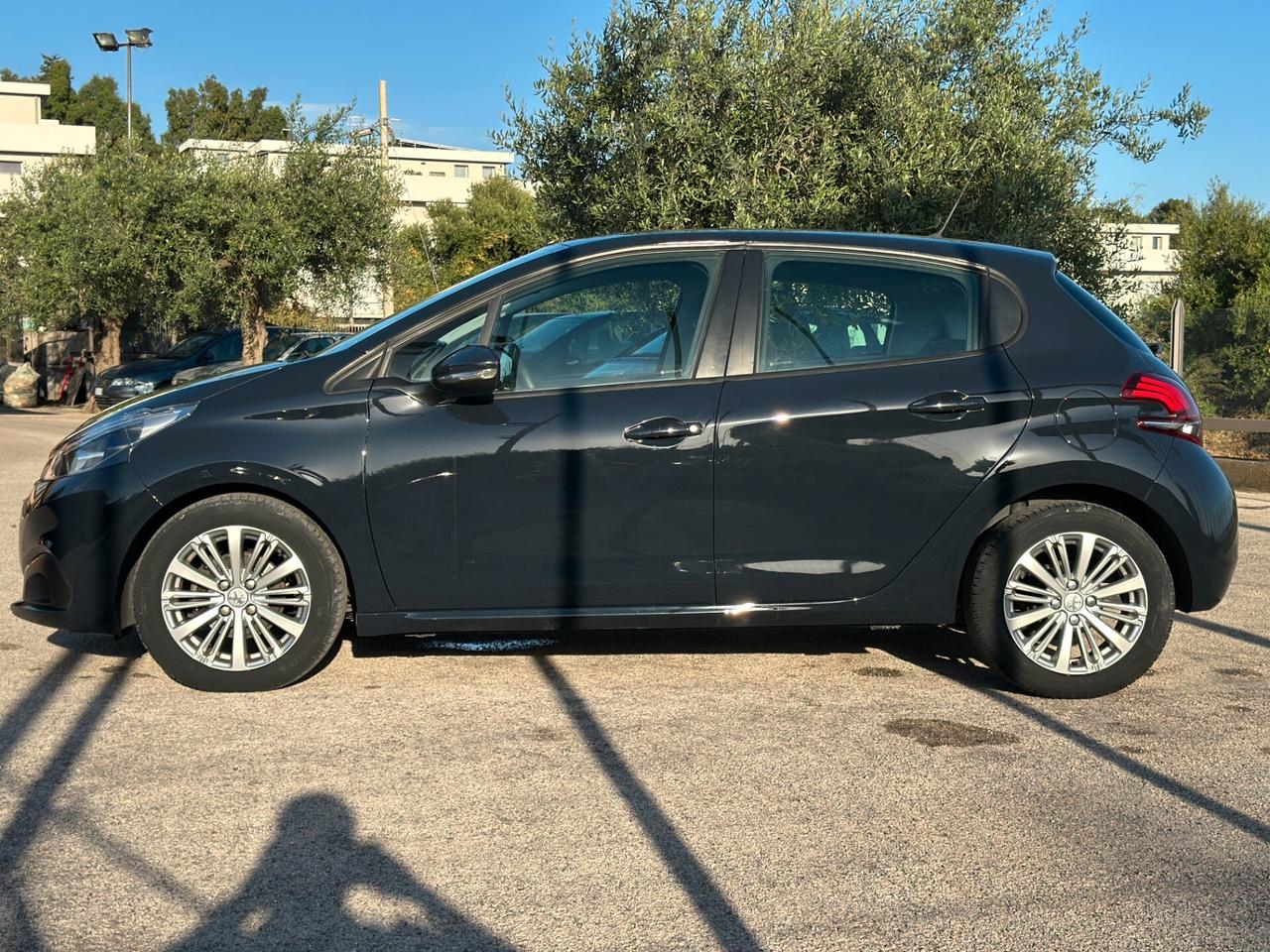 Peugeot 208 5p 1.2 Active S&S 82 CV 41.940 km