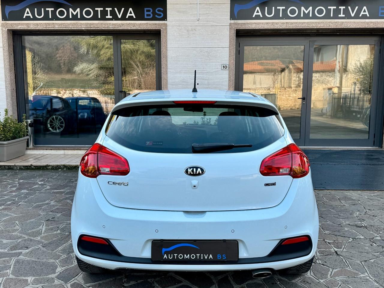 Kia Ceed cee'd 1.6 CRDi 110 CV 5 porte Cool