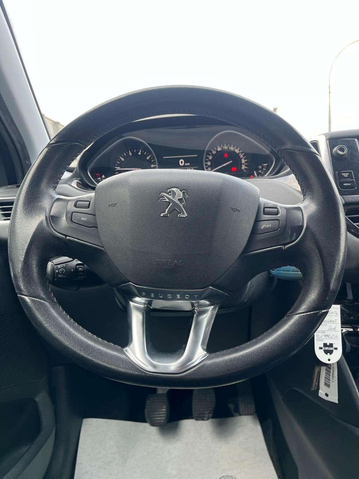 Peugeot 208 PureTech 82 5 porte Allure - OK NEOPATENTATO