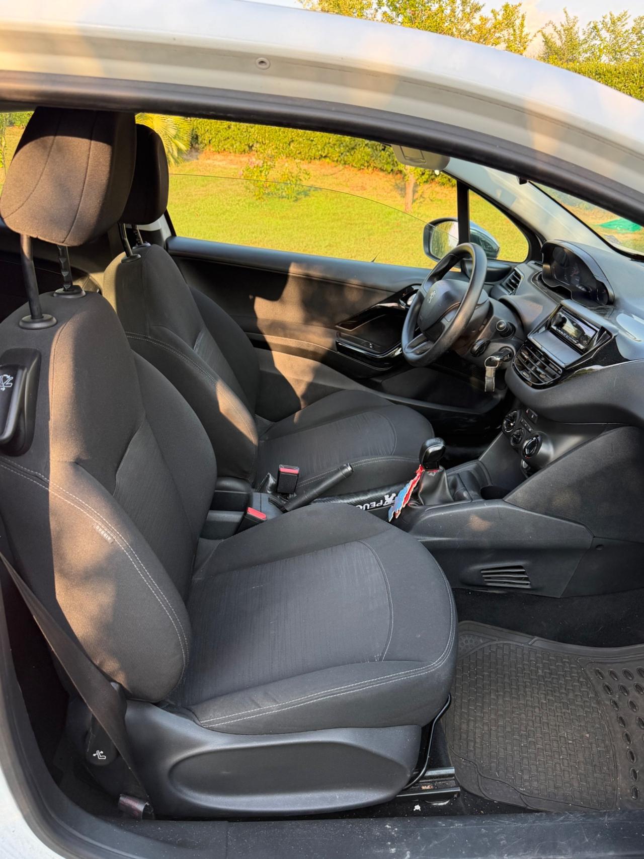 Peugeot 208 PureTech 68 3 porte Active