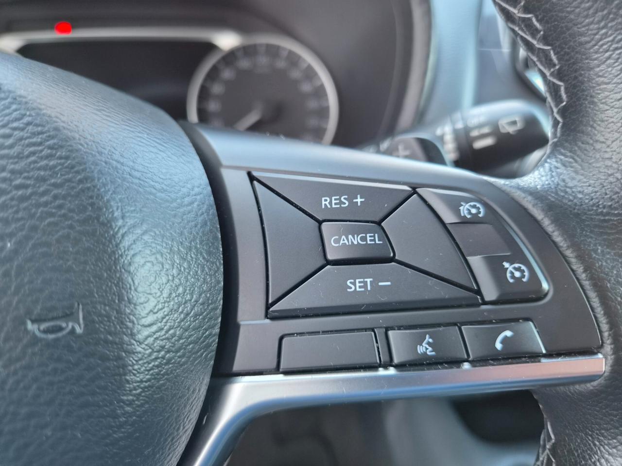 Nissan Juke 1.0 DIG-T 114 CV DCT N-Connecta