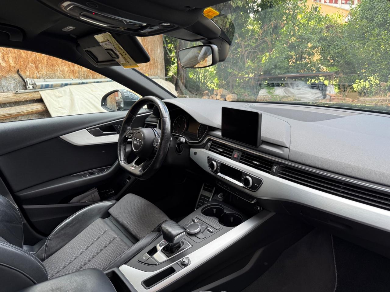 Audi A4 Avant 2.0 TDI S-tronic S-Line