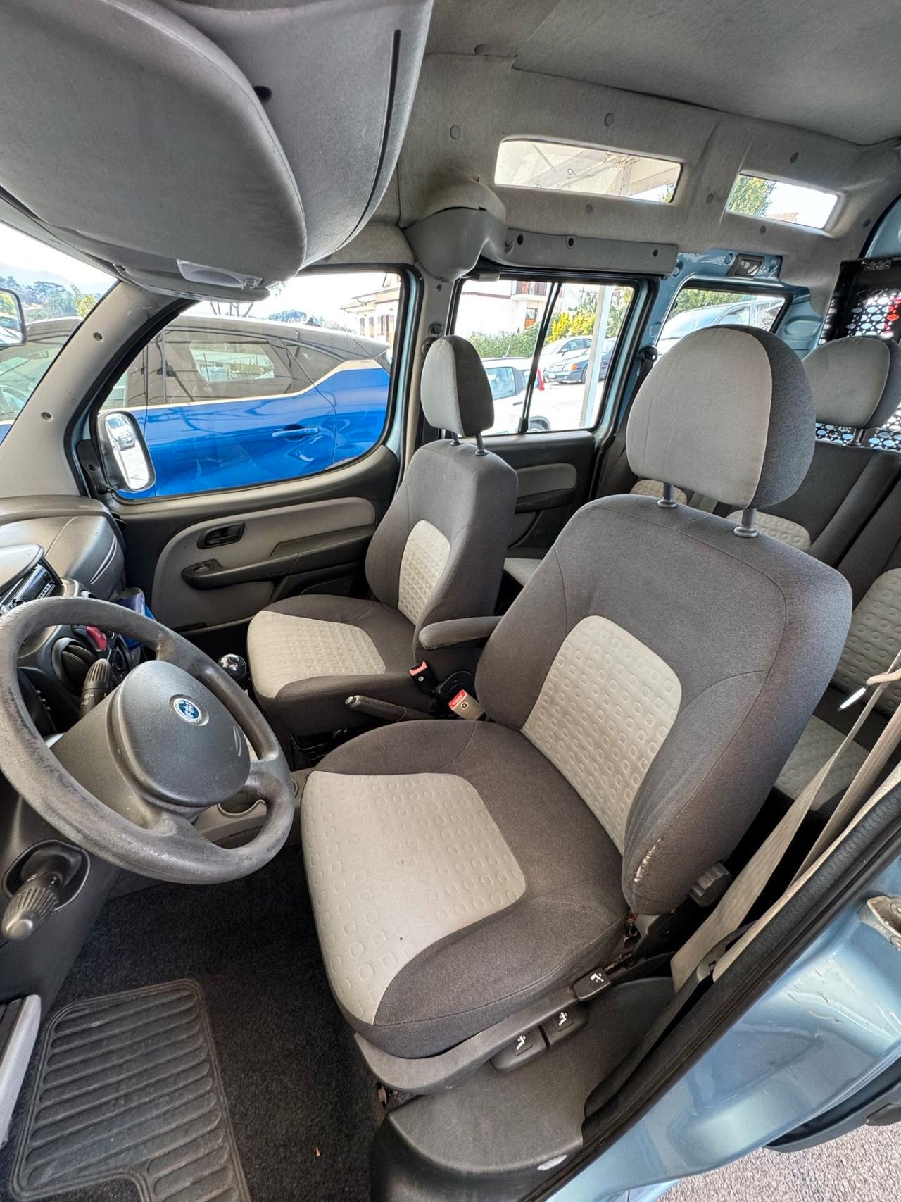Fiat Doblò 1.9MJ 120CV trasporto disabili pedana idraulica