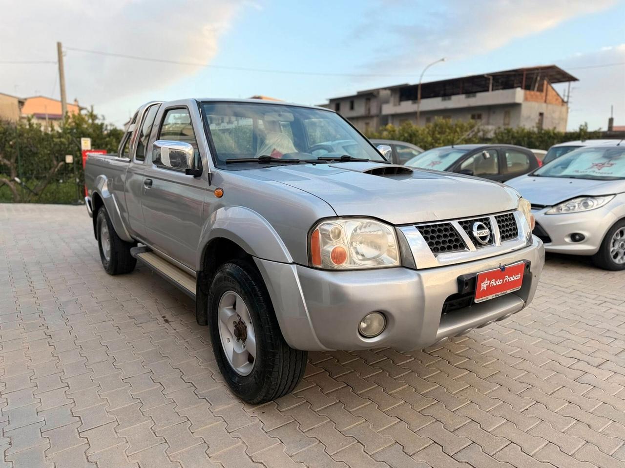 Nissan king cab 2.5 133cv 2 porte