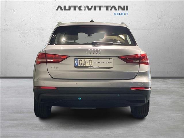 AUDI Q3 35 2.0 tdi Business Advanced s-tronic
