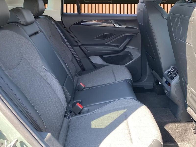 Volkswagen Tiguan 1.5 eTSI 96KW ACT Life DSG Led Navi 18" Camera