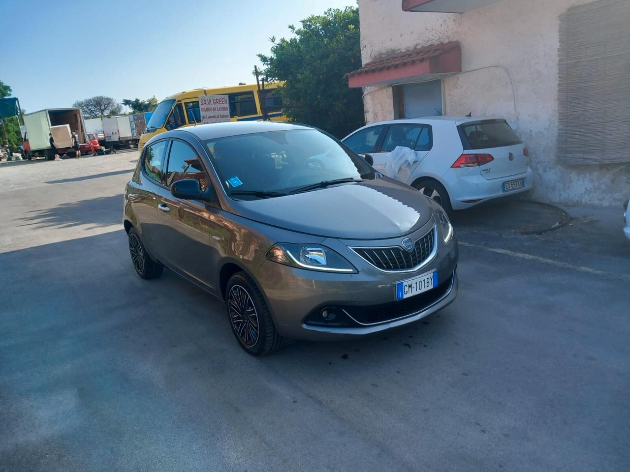 Lancia Ypsilon 1.0 FireFly 5 porte S&S Hybrid Gold