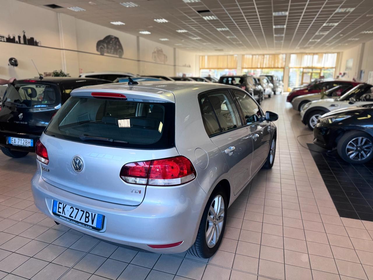 Volkswagen Golf 1.6 TDI DPF 5p. Highline