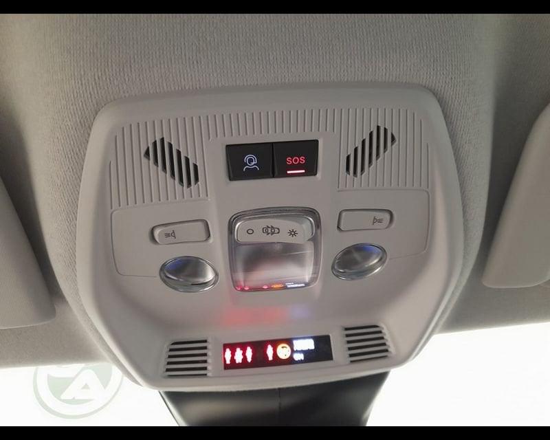 Citroën C3 IV 2024 1.2 hybrid Plus 110cv edcs6
