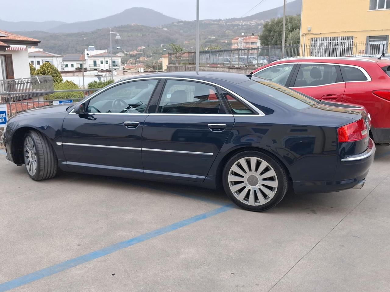 Audi A8 3.0 V6 TDI quattro tiptronic
