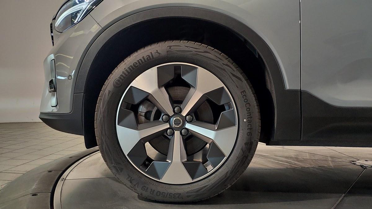 VOLVO Xc40 B3 Mild Hybrid Automatico Ultra Dark